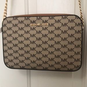 Michael Kors Crossbody bag
